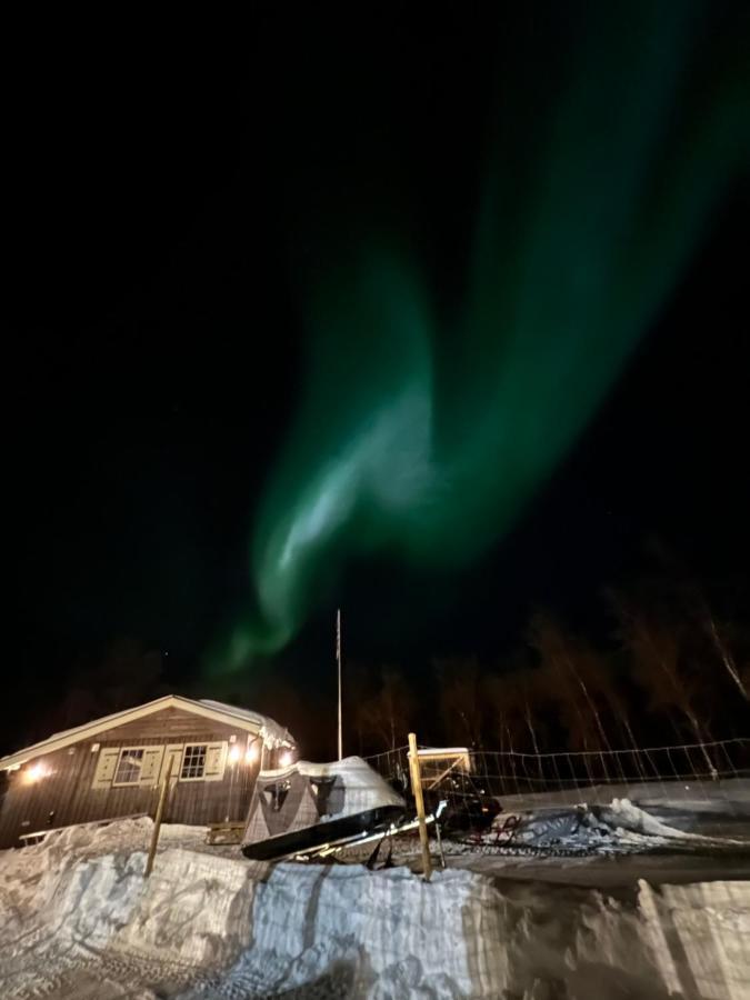 Stor Hytte I Olderfjord Villa Russenes ภายนอก รูปภาพ